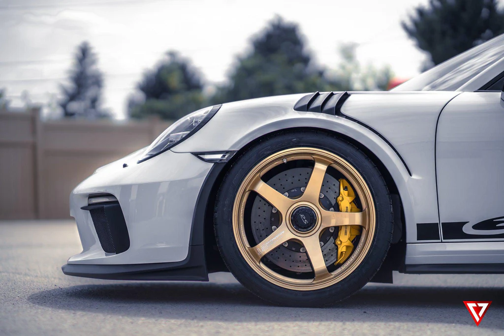 48656502326 26b8f61719 k 1024x1024.webp