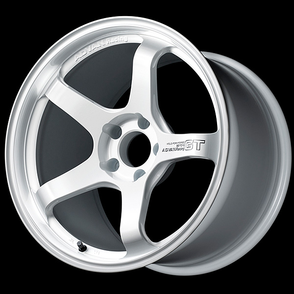 advan gt beyond wheel (concave 3) 17x8.5 / offset +45 / 5x100 (racing white) advan gt beyond wheel (concave 3) 17x8.5 / offset +45 / 5x100 (racing white)